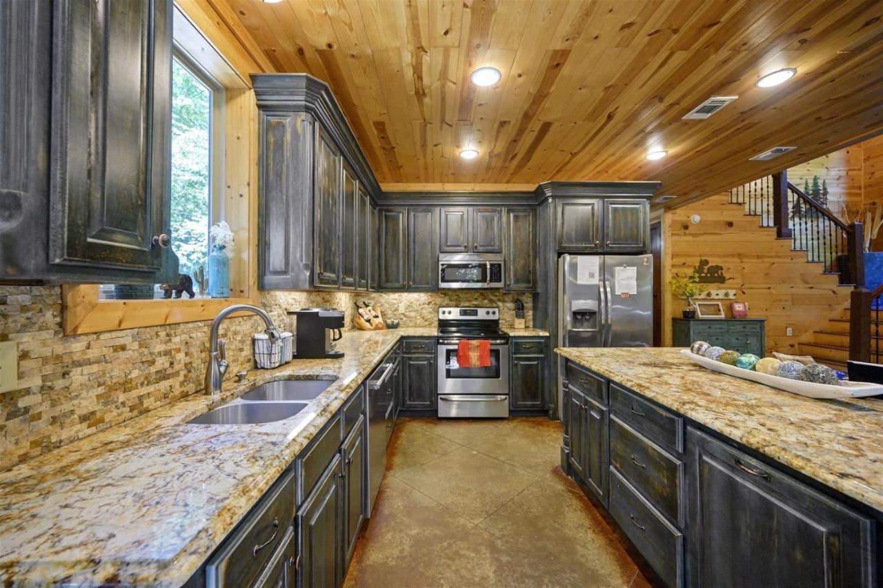 Smoky Bear Villa Броукън Боу Екстериор снимка